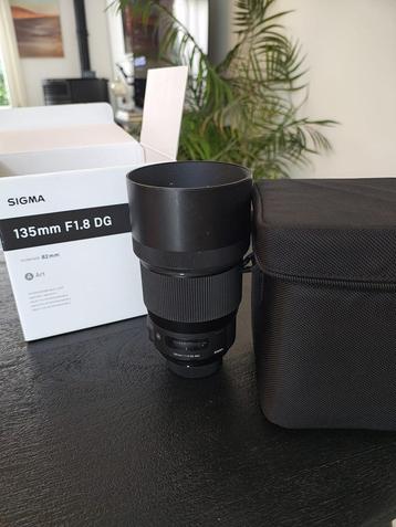 objectif Sigma Art 135 mm 1.8  beschikbaar voor biedingen