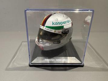 Sebastian Vettel Mini Helm Ferrari 2020 Italian GP Spark 1/5 beschikbaar voor biedingen