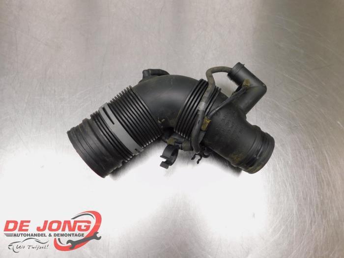 Aanzuigslang Lucht van een Audi A1, Auto-onderdelen, Motor en Toebehoren, Audi, Gebruikt, 3 maanden garantie, Ophalen of Verzenden