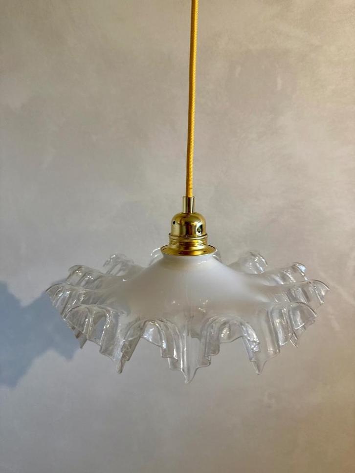 Vintage opaline glazen hanglamp, Antiek en Kunst, Antiek | Verlichting, Ophalen of Verzenden