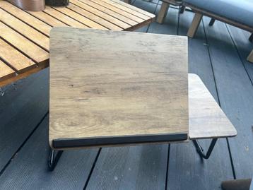 Tafeltje eten laptop i-pad voor op tafel of in bed uit en in beschikbaar voor biedingen