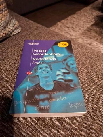 Van Dale Pocketwoordenboek Nederlands-Frans beschikbaar voor biedingen