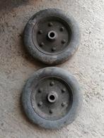 2 roues pleines diamètre +/-35 cm axe +/- 30 mm, Enlèvement