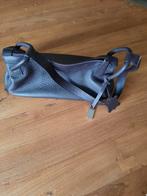 Sac à main en cuir, Enlèvement