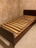 éépersoonsbed, Huis en Inrichting, Slaapkamer | Bedden, Ophalen, Eenpersoons, Bruin, Klassiek