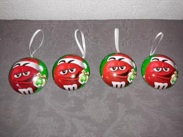 4 M&M’s kerstballen beschikbaar voor biedingen