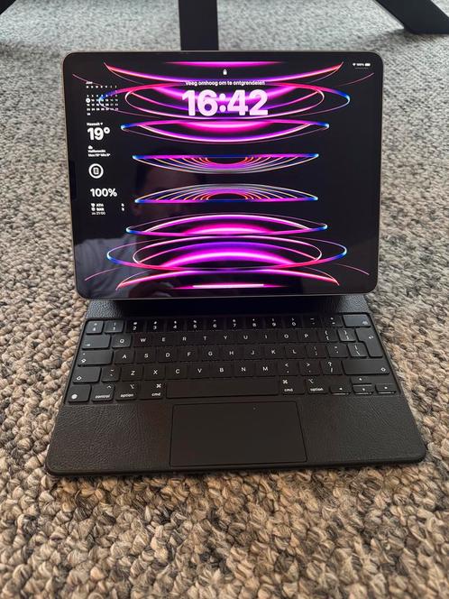 Apple ipad pro 12’9 M2 + magic keyboard, Computers en Software, Apple iPads, Zo goed als nieuw, Apple iPad, Ophalen