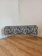 Ikea 2000s zebra bank, Huis en Inrichting, Zetels | Voetbanken en poefs, Ophalen, Zo goed als nieuw