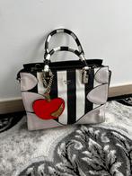 Guess handtas 1x gedragen, Handtassen en Accessoires, Tassen | Damestassen, Ophalen, Zo goed als nieuw, Handtas