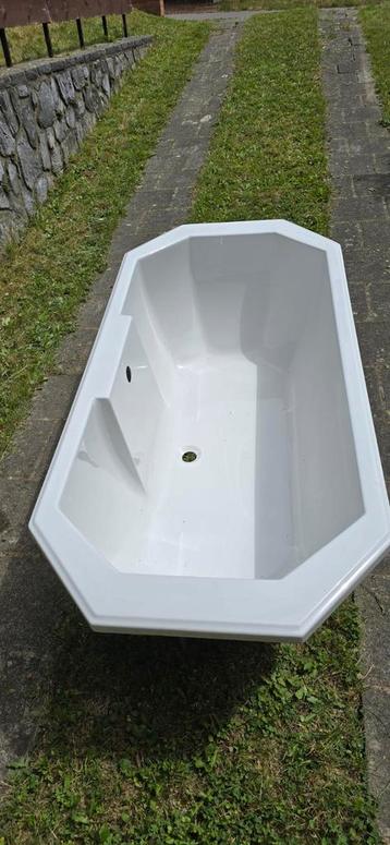 Baignoire style 1930 en polyester (neuve) beschikbaar voor biedingen