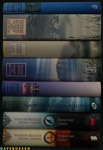 Avalon - Marion Zimmer Bradley - Uitgeverij M & Boekerij & M beschikbaar voor biedingen