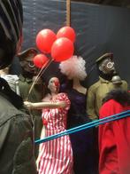 halloween poppen, clown , beul, slavin enz..., Ophalen, Zo goed als nieuw