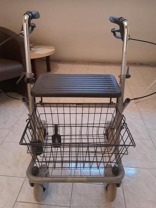 Rollateur Thuasne, Diversen, Rollators, Zo goed als nieuw, Ophalen