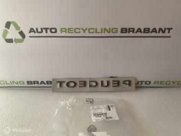 Embleem Peugeot 3008 FACELIFT NIEUW ORIGINEEL  8666CG beschikbaar voor biedingen