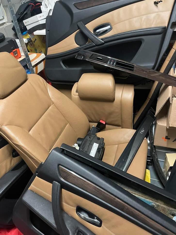 Natuur bruin interieur BMW E60 E61 half elektrisch, Autos : Pièces & Accessoires, Habitacle & Garnissage, BMW, Enlèvement