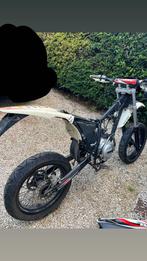 Beta 125 avec papier pour pieces, Fietsen en Brommers, Brommers | Derbi, Ophalen, Gebruikt, 125 cc