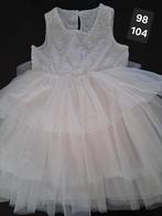 Belle robe taille 98 104, Enlèvement ou Envoi