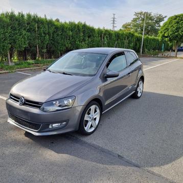 Polo 1.2 Tfsi 105cv, Clim auto, Jantes, impeccable. 