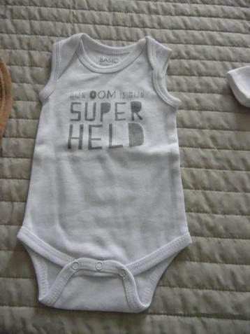 kleding beschikbaar voor biedingen