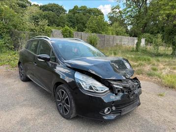 Renault clio 1.5dci diesle schade wagen start en rijdt! beschikbaar voor biedingen