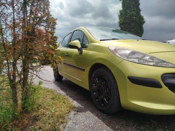 Je vends cette voiture avec un contrôle technique pour 3500, Achat, Boîte manuelle, 5 portes, Particulier