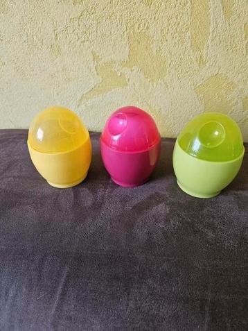 Microgolf eierkokers. 3 stuks voor € 2. beschikbaar voor biedingen