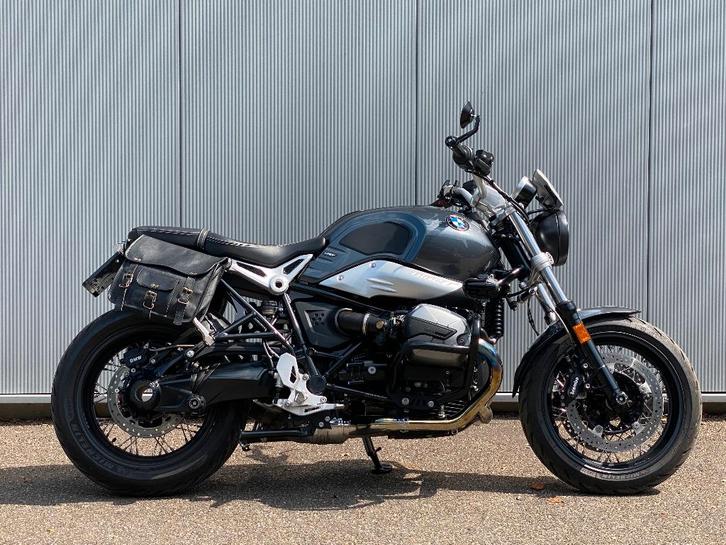 BMW R nineT / Akrapovic / Cruisecontrole / Handvatverwarming, Motoren, Motoren | BMW, Bedrijf, Naked bike, meer dan 35 kW, 2 cilinders