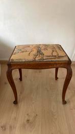 Houten vintge krukje met paarden tekening., Enlèvement ou Envoi