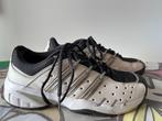 tennisschoenen dames ADIDAS, Sport en Fitness, Tennis, Ophalen of Verzenden, Zo goed als nieuw, Schoenen, Adidas