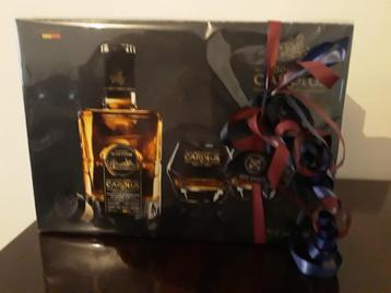 Gouden Carolus whisky 50cl, geschenkverpakking met 2 glazen beschikbaar voor biedingen