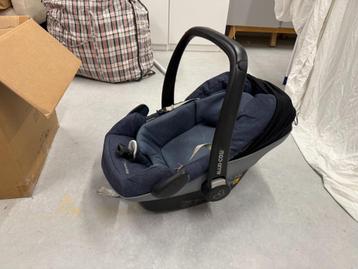 Maxi-Cosi - baby-autostoeltje (schaal 0-13 kg) - goede staat beschikbaar voor biedingen