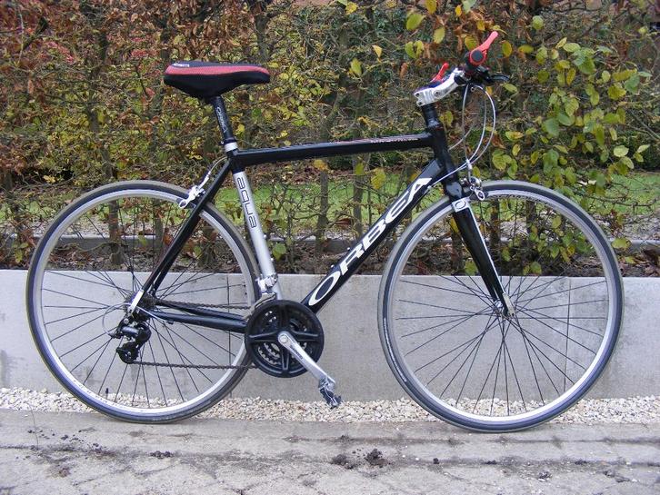 Vélo de course - vélo de sport, Vélos & Vélomoteurs, Vélos | Femmes | Vélos de sport & de randonnée, Comme neuf, Plus de 20 vitesses