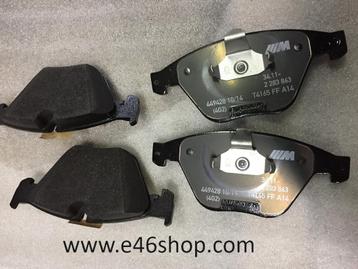 REMBLOKKENSET VOORZIJDE BMW M E82 E90 E92 E93 OE 34112283865 beschikbaar voor biedingen