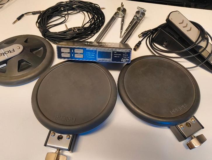 batterie électronique avec convertisseur MIDI Alesis., Musique & Instruments, Équipement Midi, Utilisé, Enlèvement