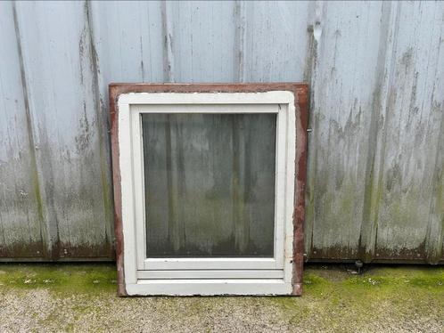 Houten raam, hoge kwaliteit, dubbel glas, Doe-het-zelf en Bouw, Glas en Ramen, Ophalen