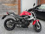 Yamaha XJ6 77ch seulement 5.400km, Motos, Motos | Yamaha, Plus de 35 kW, Particulier, 4 cylindres, Naked bike