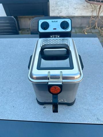 Tefal friteuse beschikbaar voor biedingen