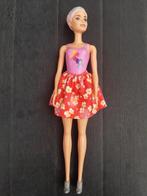 Kortharige barbie met apart haar, Enlèvement, Utilisé