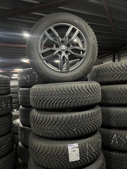 Originele winterset Mitsubishi Outlander, Auto-onderdelen, Banden en Velgen, Banden en Velgen, Winterbanden, 17 inch, 215 mm, Personenwagen