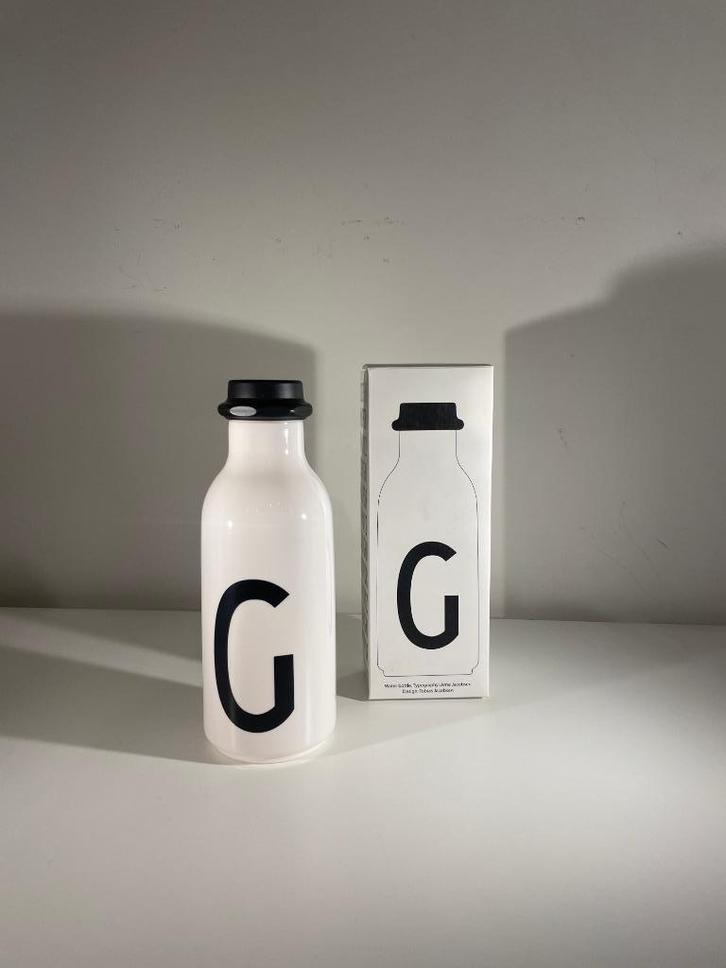 Gourde avec lettre G - Design Letters - Arne Jacobsen, Huis en Inrichting, Keuken | Servies, Nieuw, Kom(men), Effen, Overige materialen