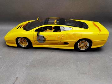 JAGUAR XJ220 TWR Big Scale 1/12 MAISTO Prestige L.E. Neuve beschikbaar voor biedingen