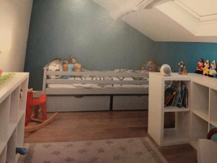 Kinderbed(90cm) met lade's + matras +dekbed + overtrekken, Kinderen en Baby's, Kinderkamer | Bedden, Matras, Ophalen