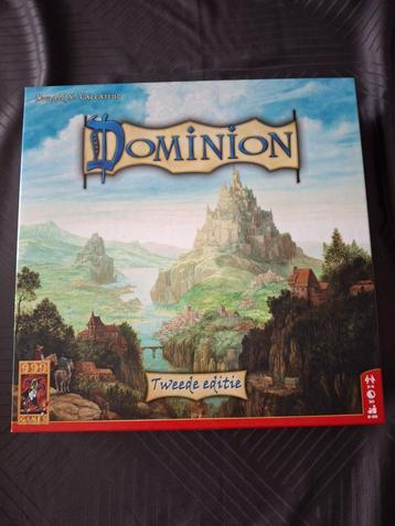 Dominion 2de editie basisspel NIEUW beschikbaar voor biedingen
