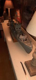 Groot volledig houten statisch oorlogsschip met vitrine, Hobby en Vrije tijd, Ophalen, Zo goed als nieuw