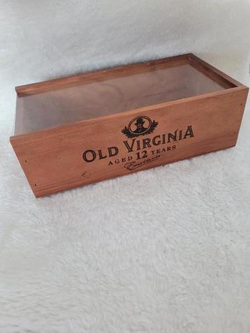 Old Virginia Aged 12 years collectorskistje beschikbaar voor biedingen