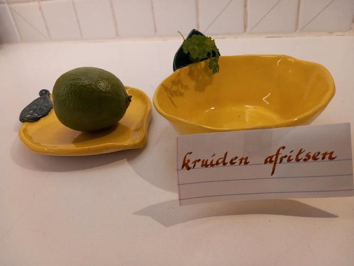 Set Handgemaakt Keramiek Kruiden-afritser + Schaaltje, Huis en Inrichting, Keuken | Servies, Nieuw, Keramiek, Ophalen of Verzenden