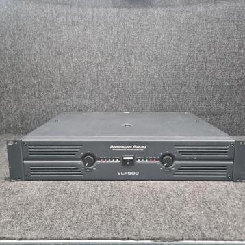 AMERICAN AUDIO  VLP600   pro versterker   2 x 300 watt  beschikbaar voor biedingen
