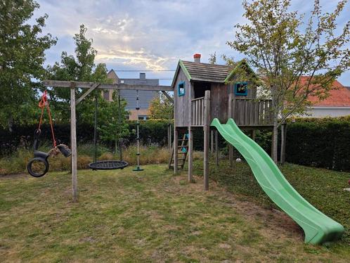 Houten speelhuisje, Kinderen en Baby's, Speelgoed | Buiten | Speeltoestellen, Gebruikt, Glijbaan, Ophalen