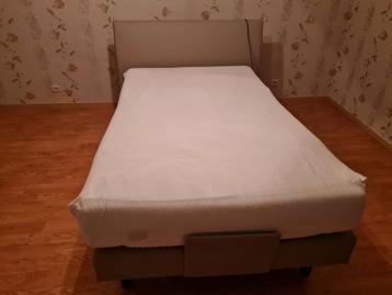 Elektrische boxspring 120 x 200 beschikbaar voor biedingen