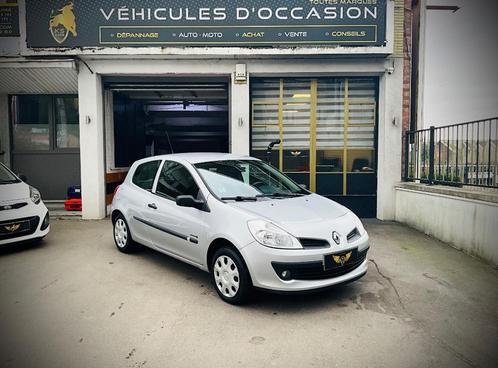 Renault Clio 1.5 dCi Community !!! OFFRE DU MOMENT !!!, Auto's, Renault, Bedrijf, Te koop, Clio, Centrale vergrendeling, Elektrische ramen